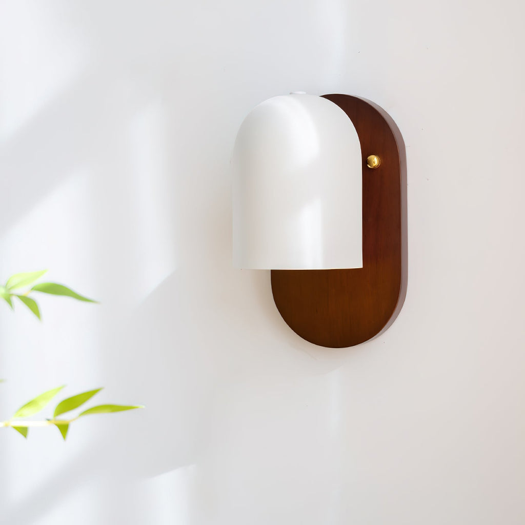 Sable Wall Lamp