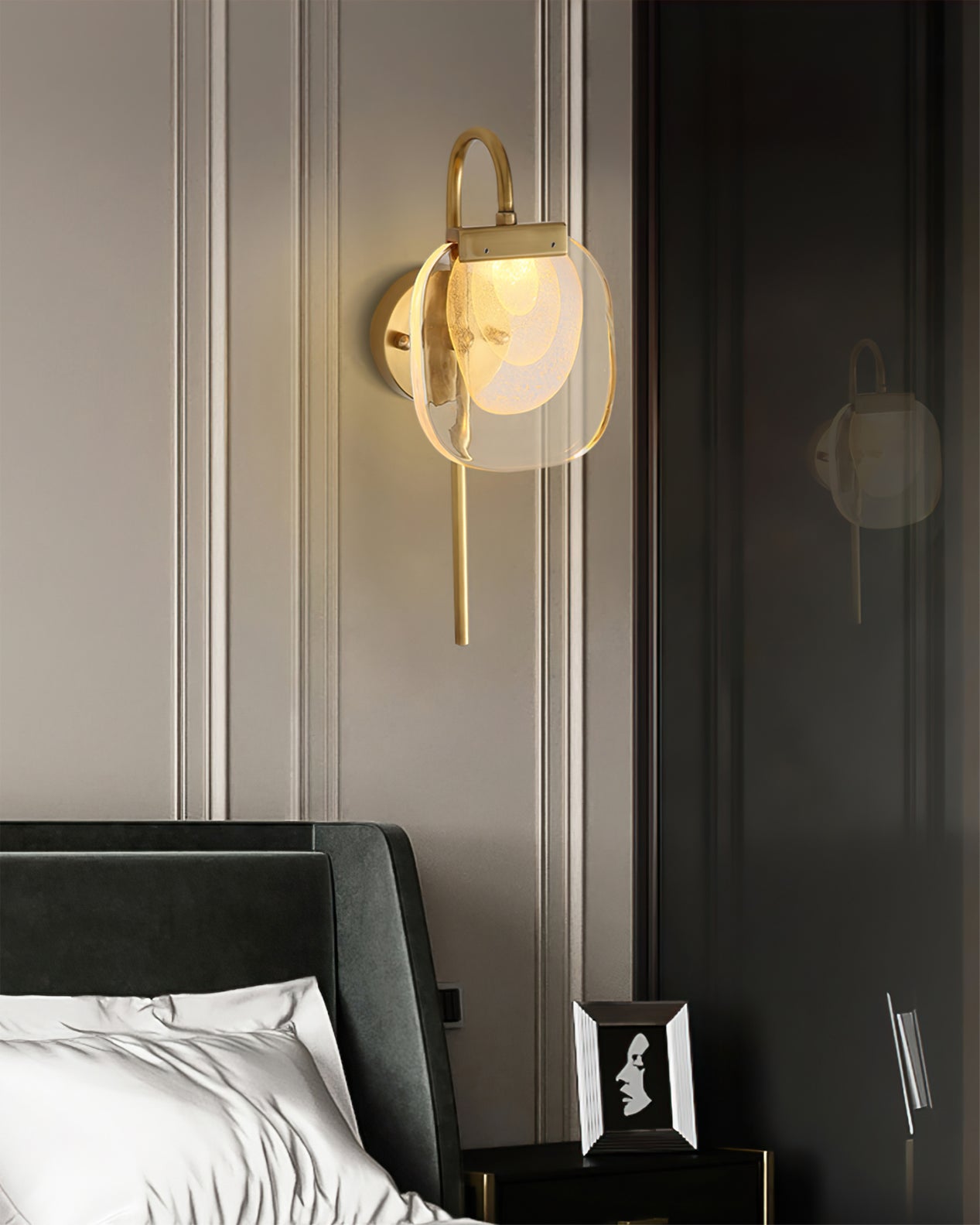 Satin Wall Lamp