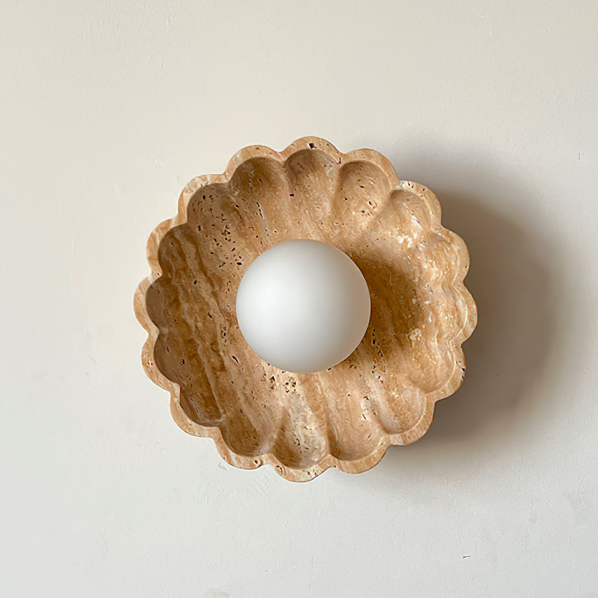 Scallop Wall Lamp