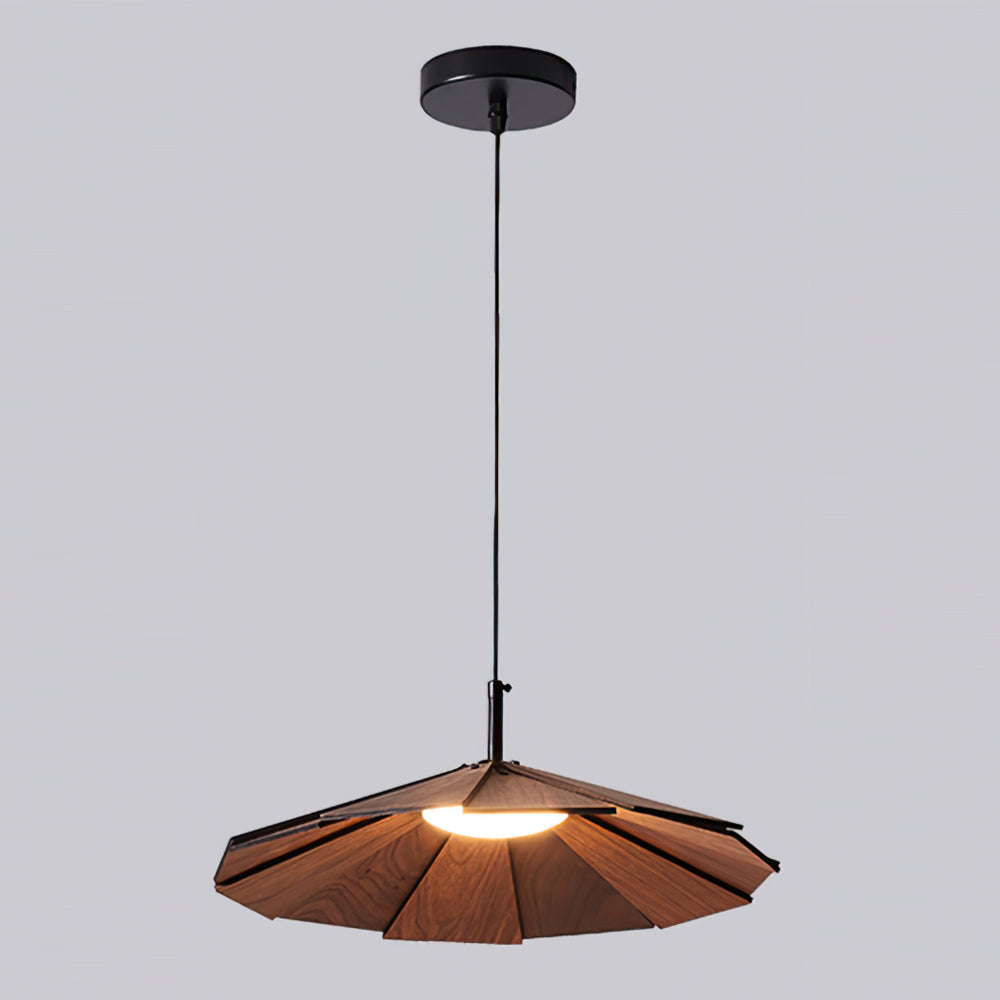 Sepal Pendant Lamp