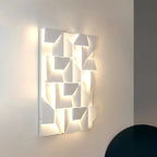 Shadows Wall Lamp