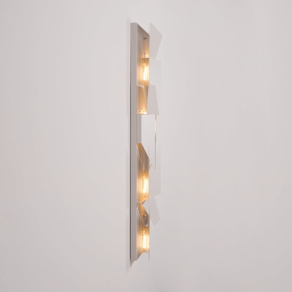 Shadows Wall Lamp