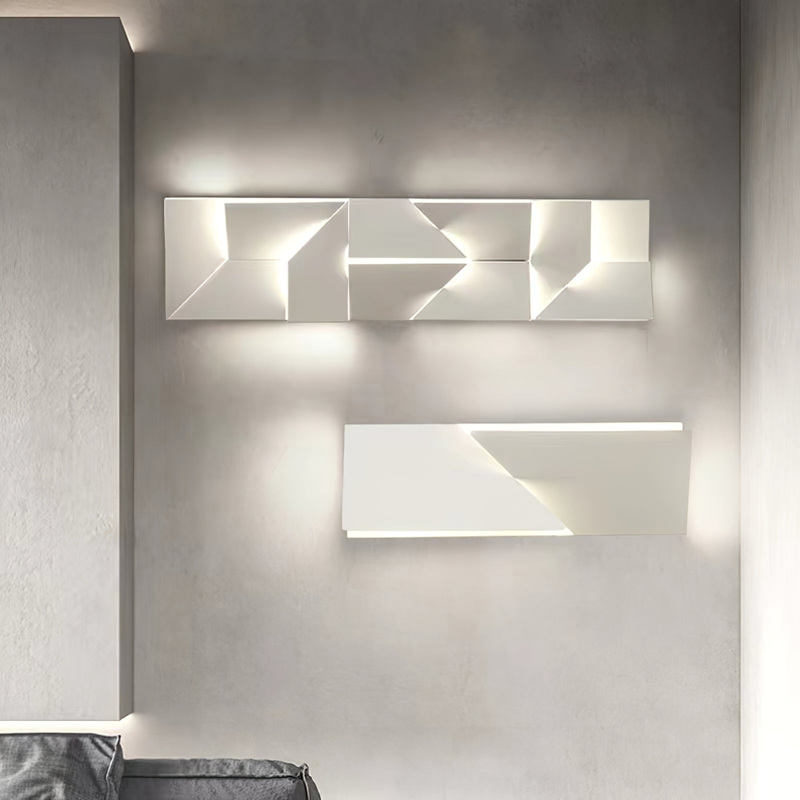 Shadows Wall Lamp