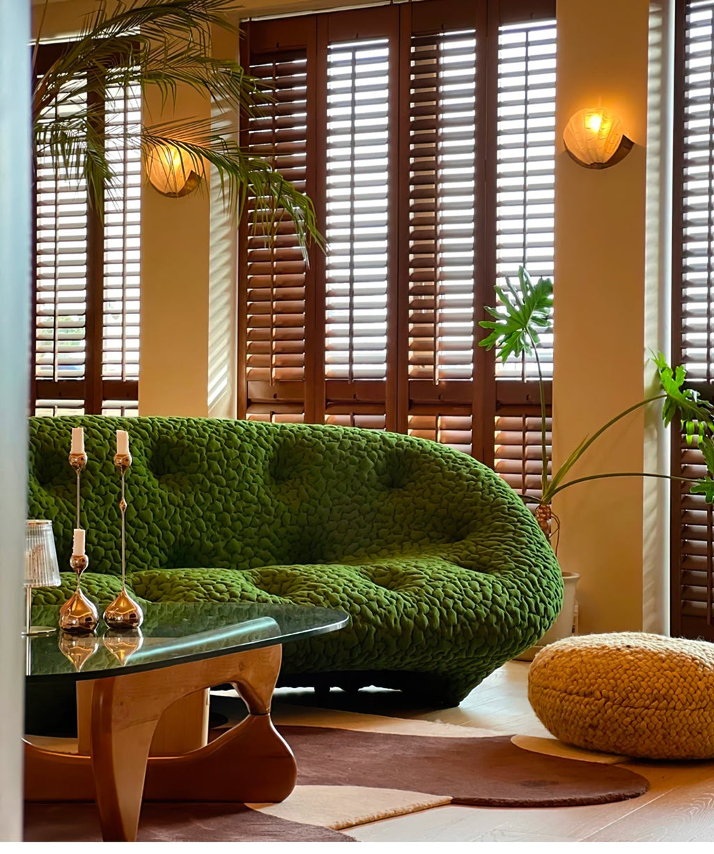 Shell Brass Wall Lamp