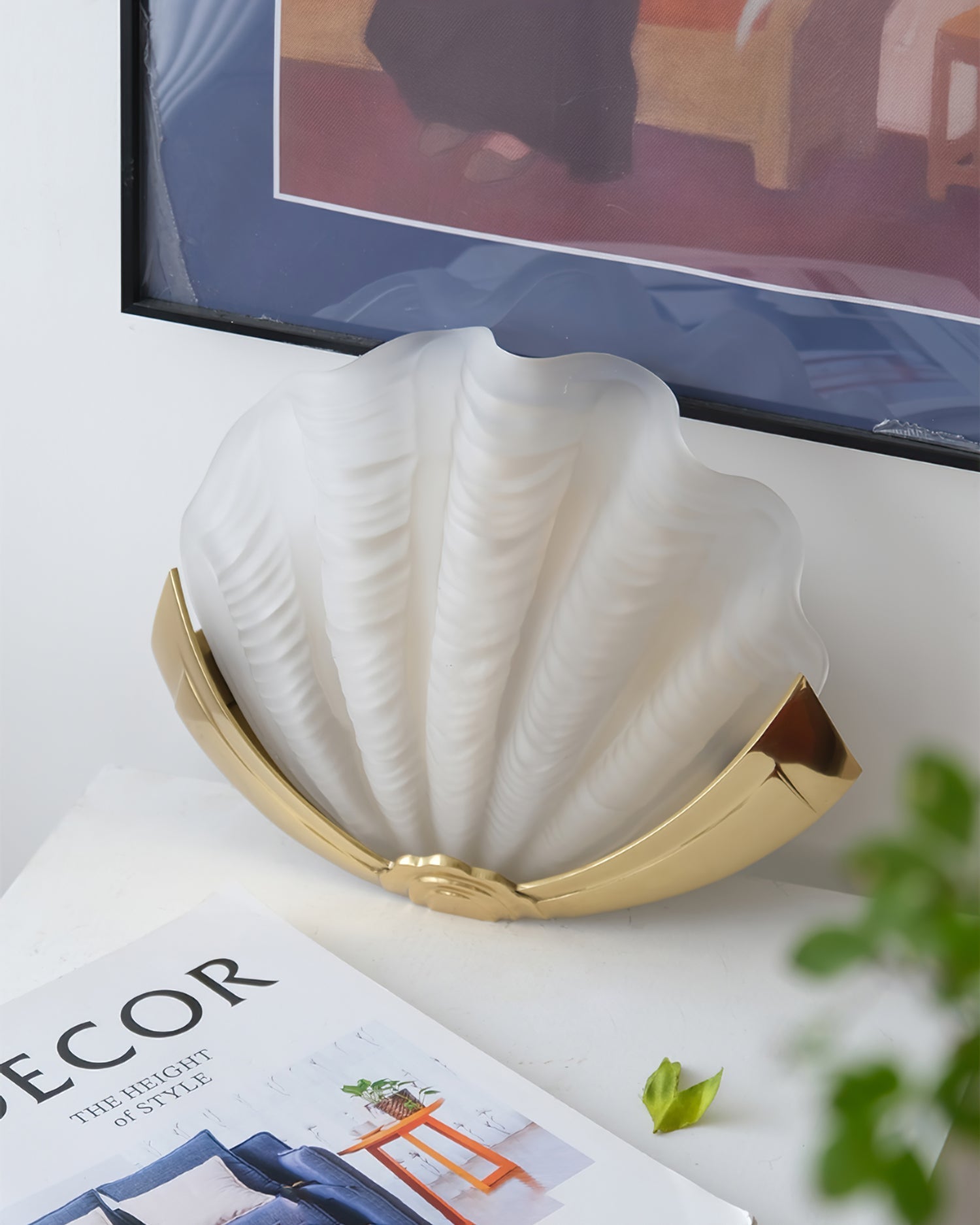 Shell Brass Wall Lamp