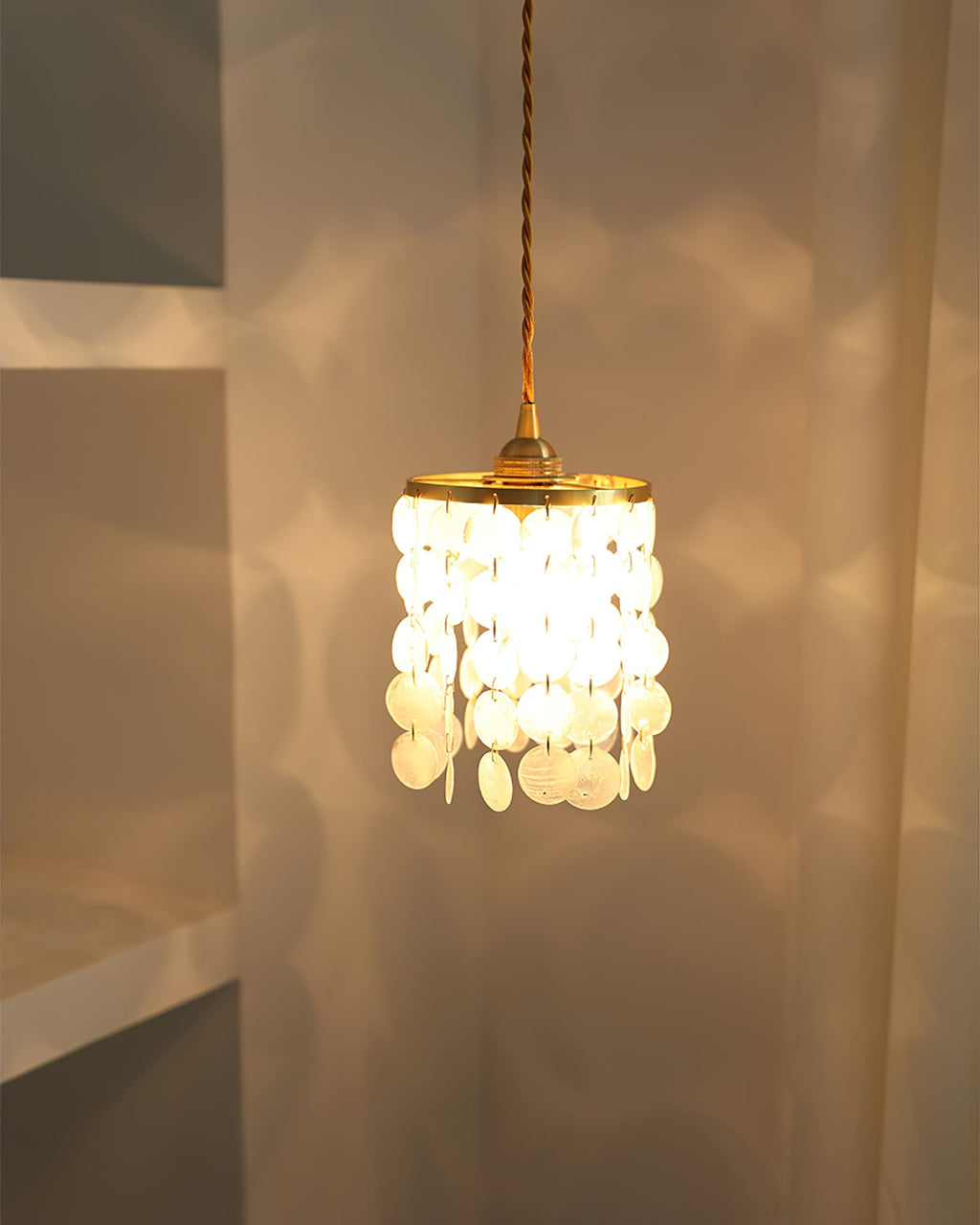 Shell Pendant Lamp