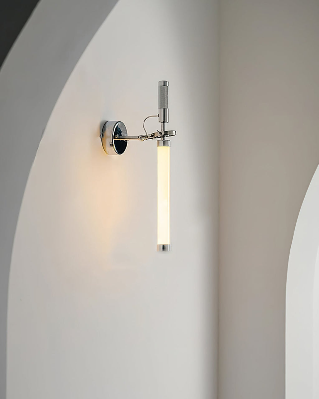 Skylark Wall Lamp
