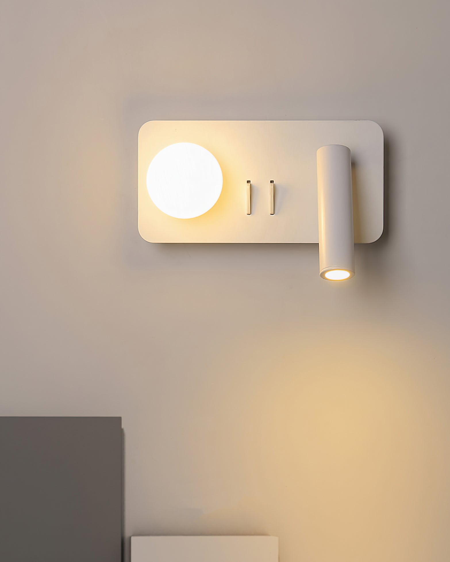 Snotra Wall Sconce