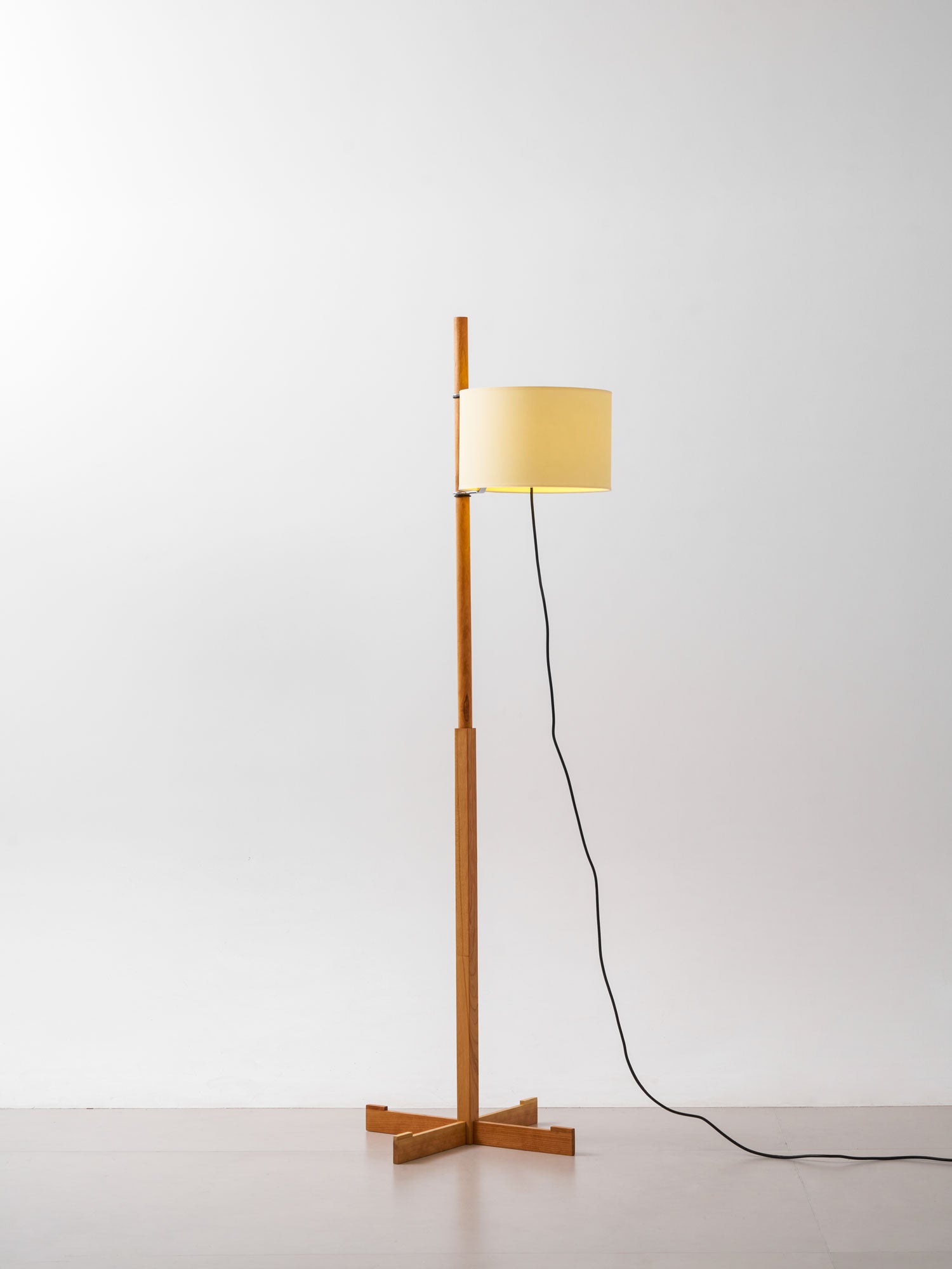 Wood Tmm Floor Lamp