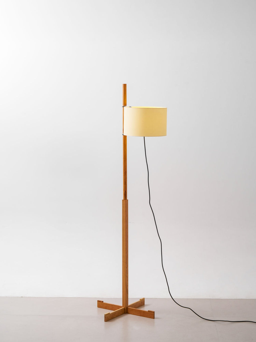 Wood Tmm Floor Lamp