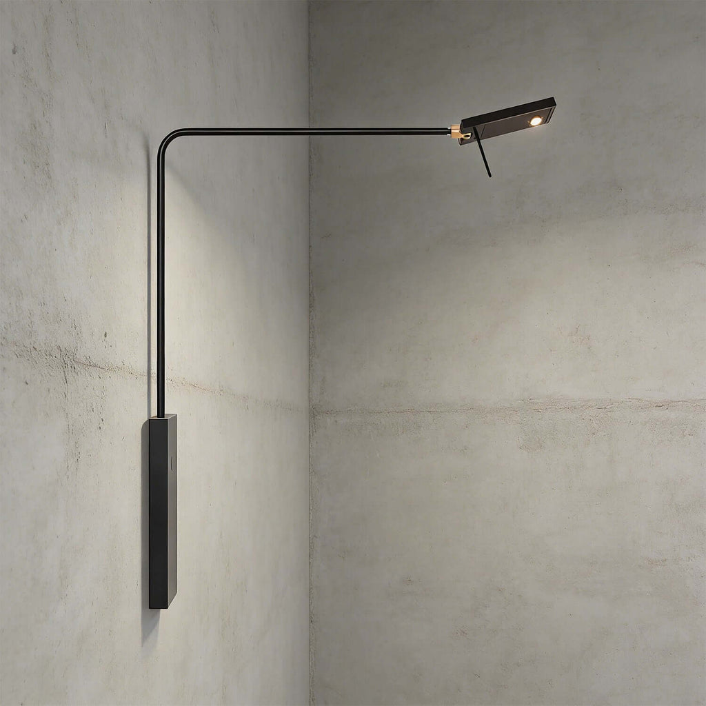 Tivra Wall Light