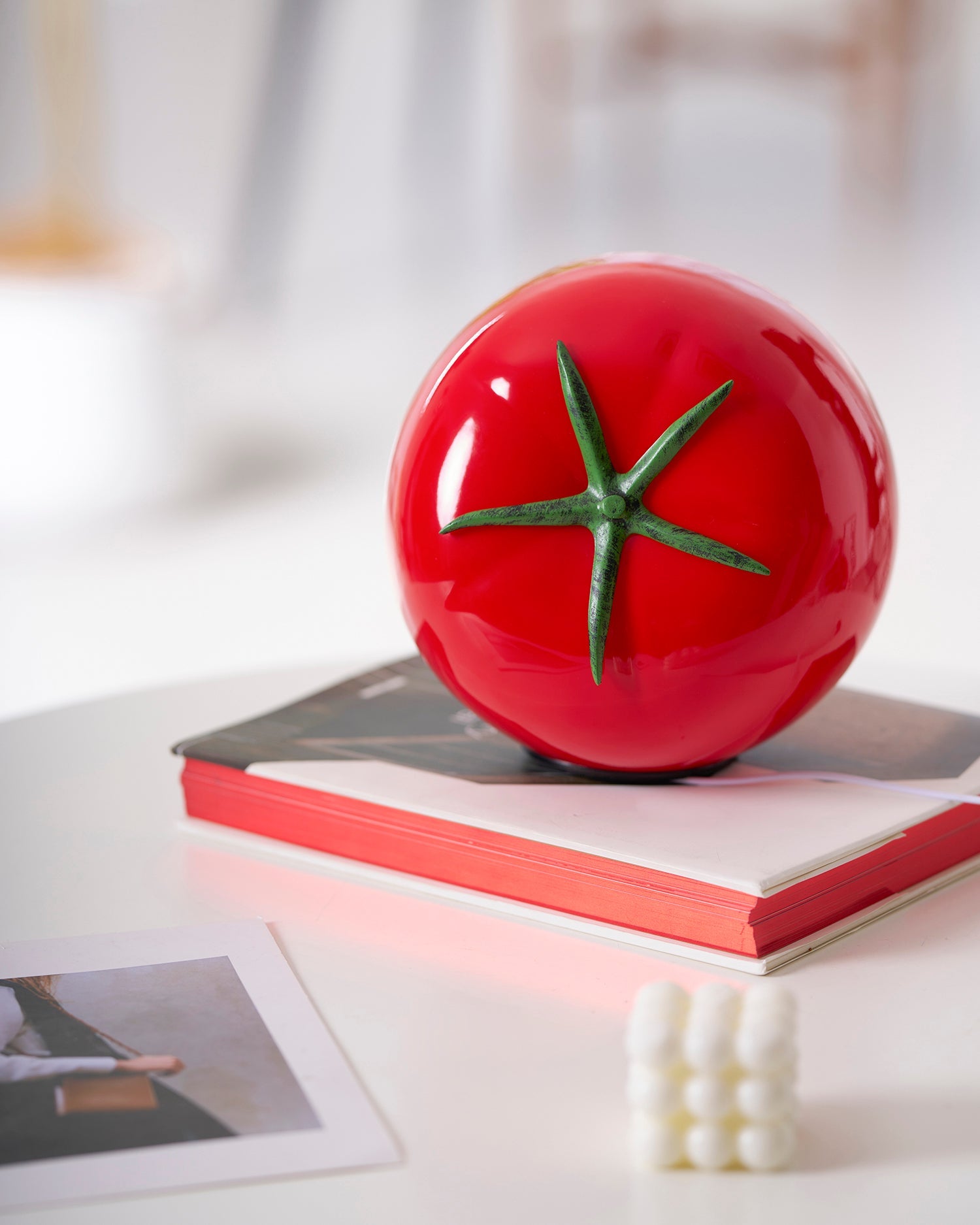 Tomato Glass Table Lamp