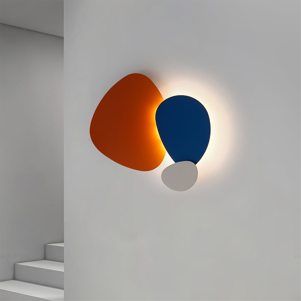 Tria Wall Light
