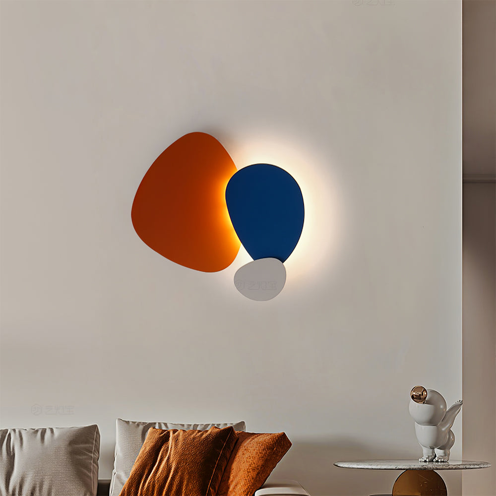 Tria Wall Light