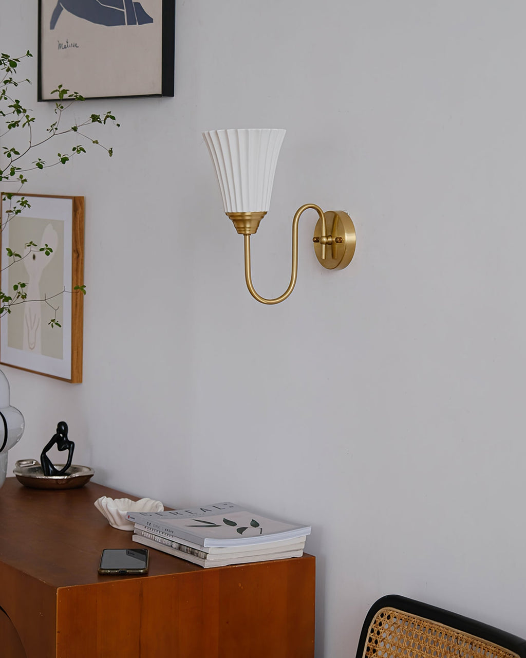 Trumpet Ceramic Wall Light