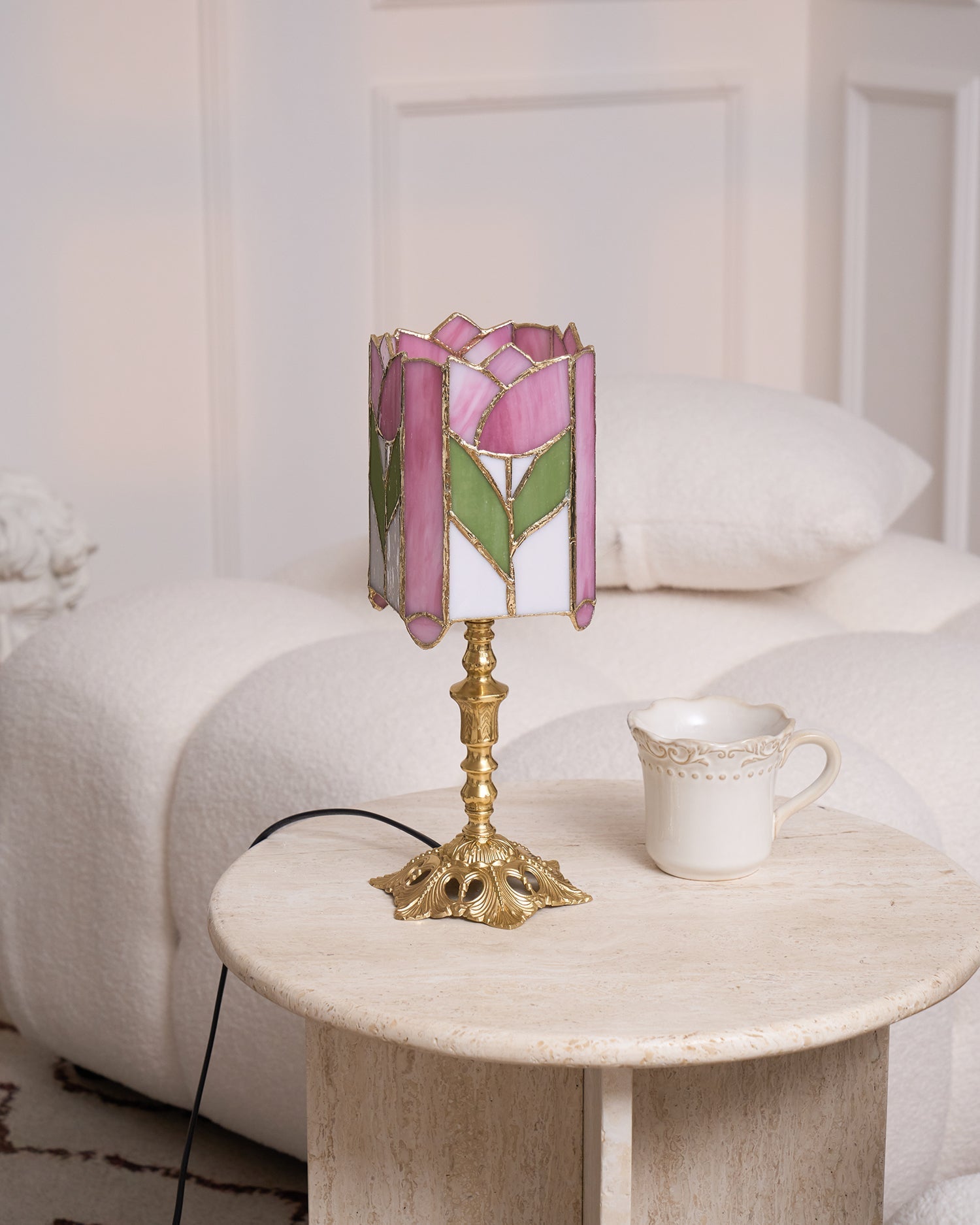 Tulip Tiffany Table Lamp