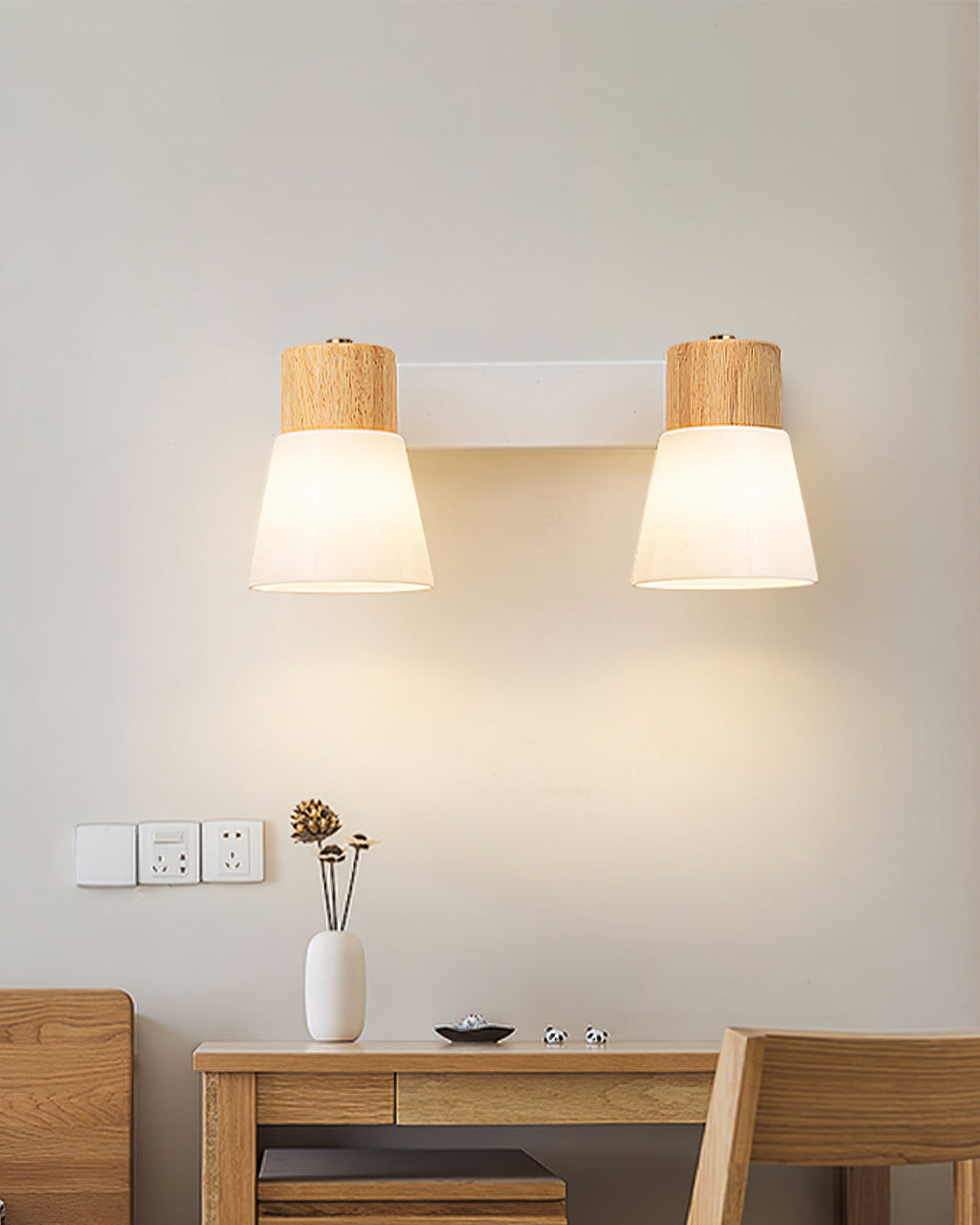 Valku Wall Light