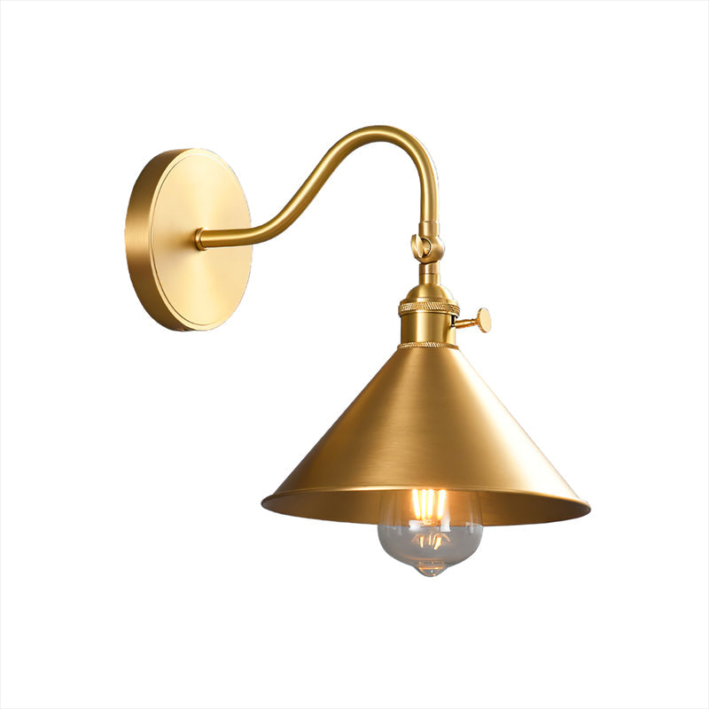 Valmont Wall Lamp