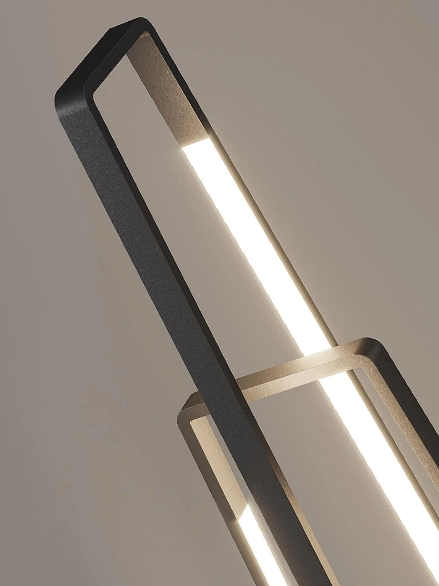 Trapezoidal Shelves Floor Lamp