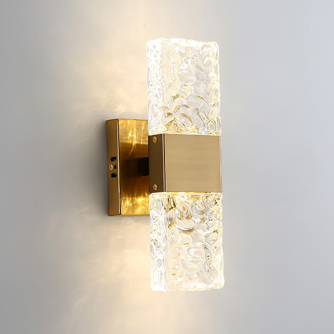 Vega Wall Light