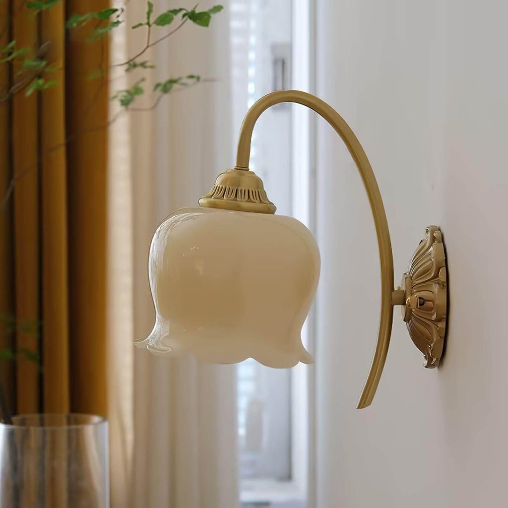 Vintage Mia Brass Wall Lamp – Art Deco Sconce with Fabric Shade