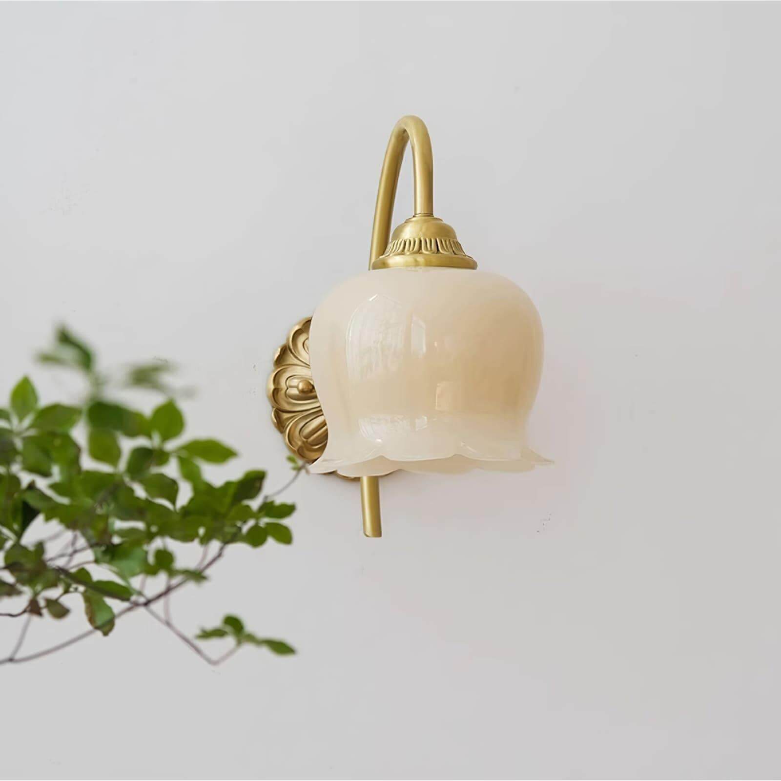 Vintage Mia Brass Wall Lamp – Art Deco Sconce with Fabric Shade