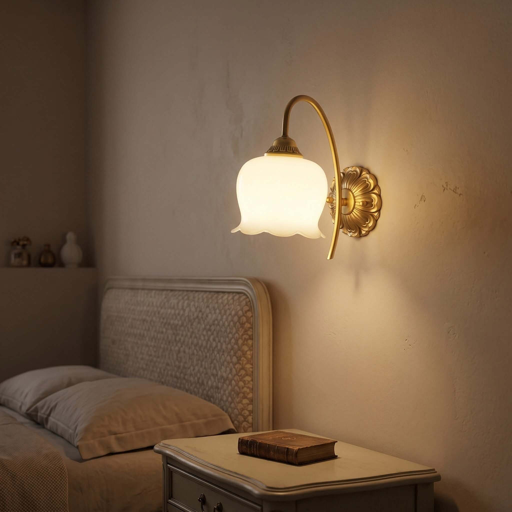 Vintage Mia Brass Wall Lamp – Art Deco Sconce with Fabric Shade