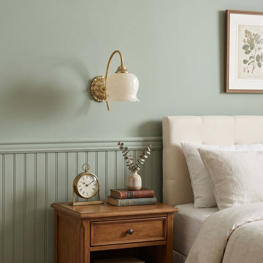 Vintage Mia Brass Wall Lamp – Art Deco Sconce with Fabric Shade