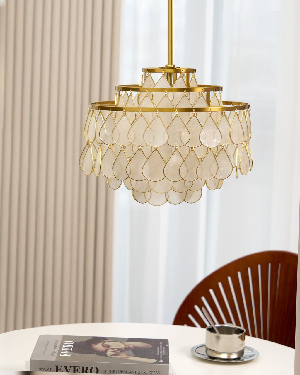 Vivant Shell Pendant Lamp