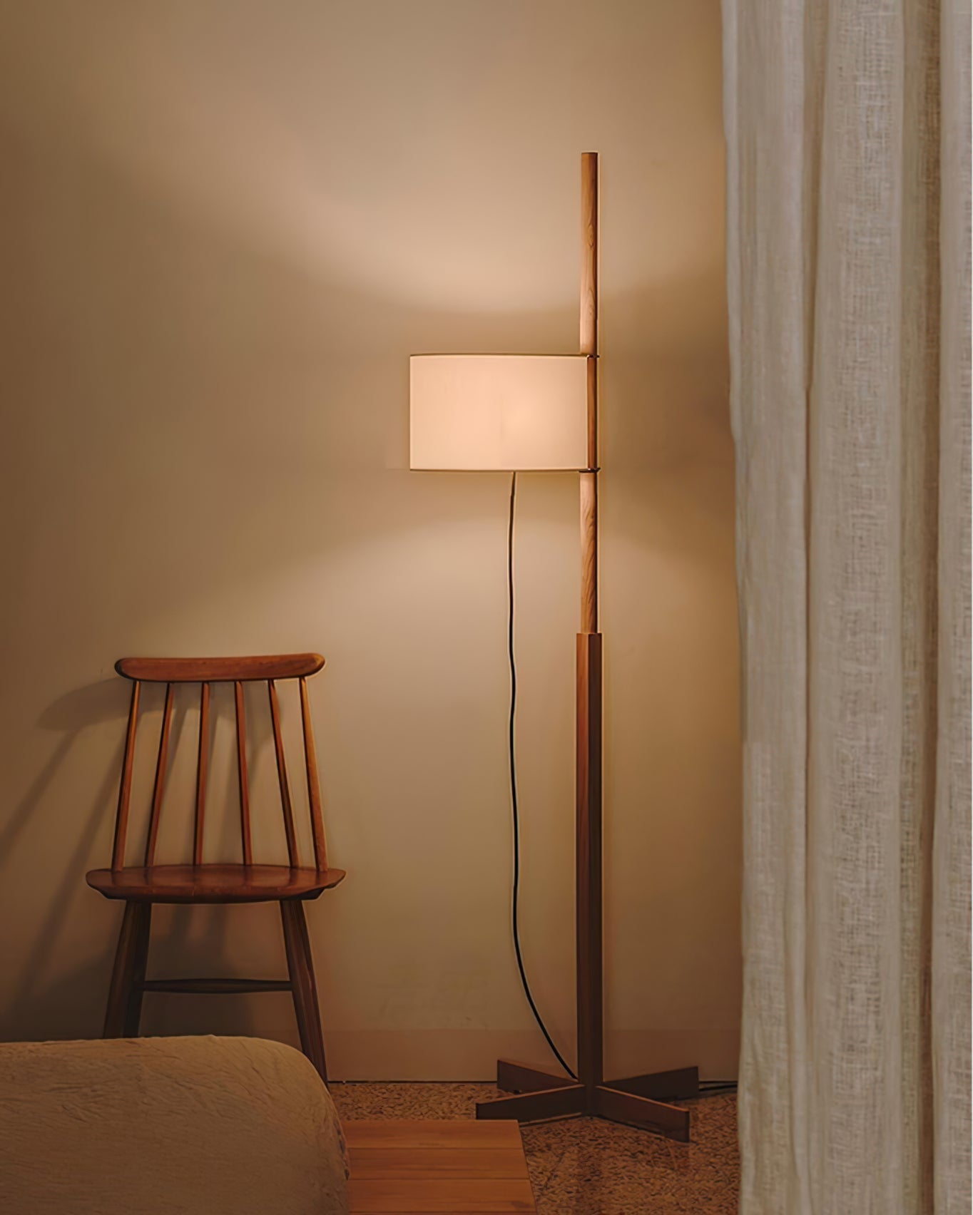 Wood Tmm Floor Lamp