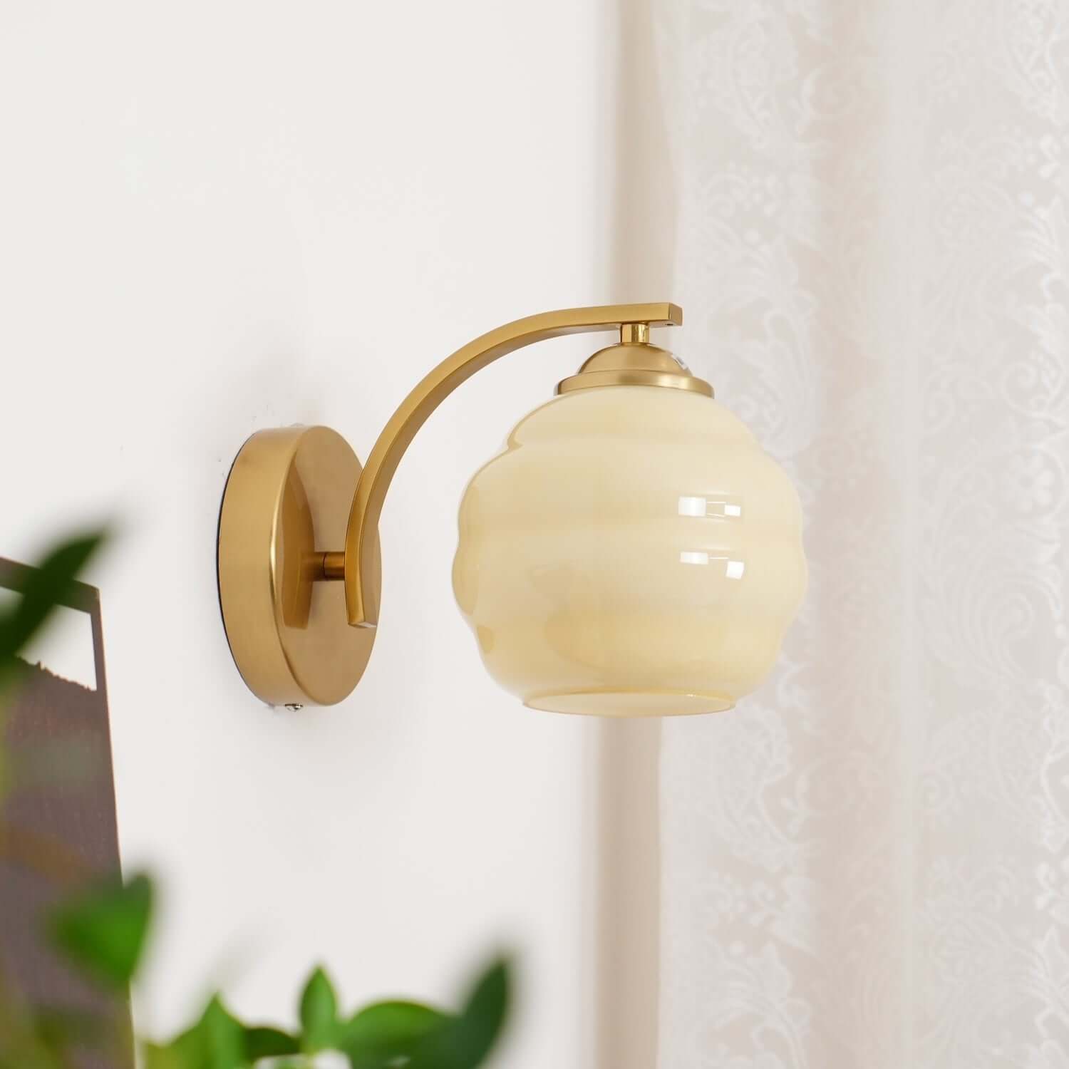 Zirona Wall Lamp