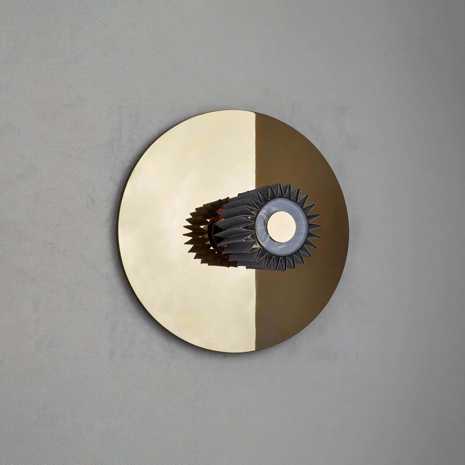 Zorvixa Wall Light