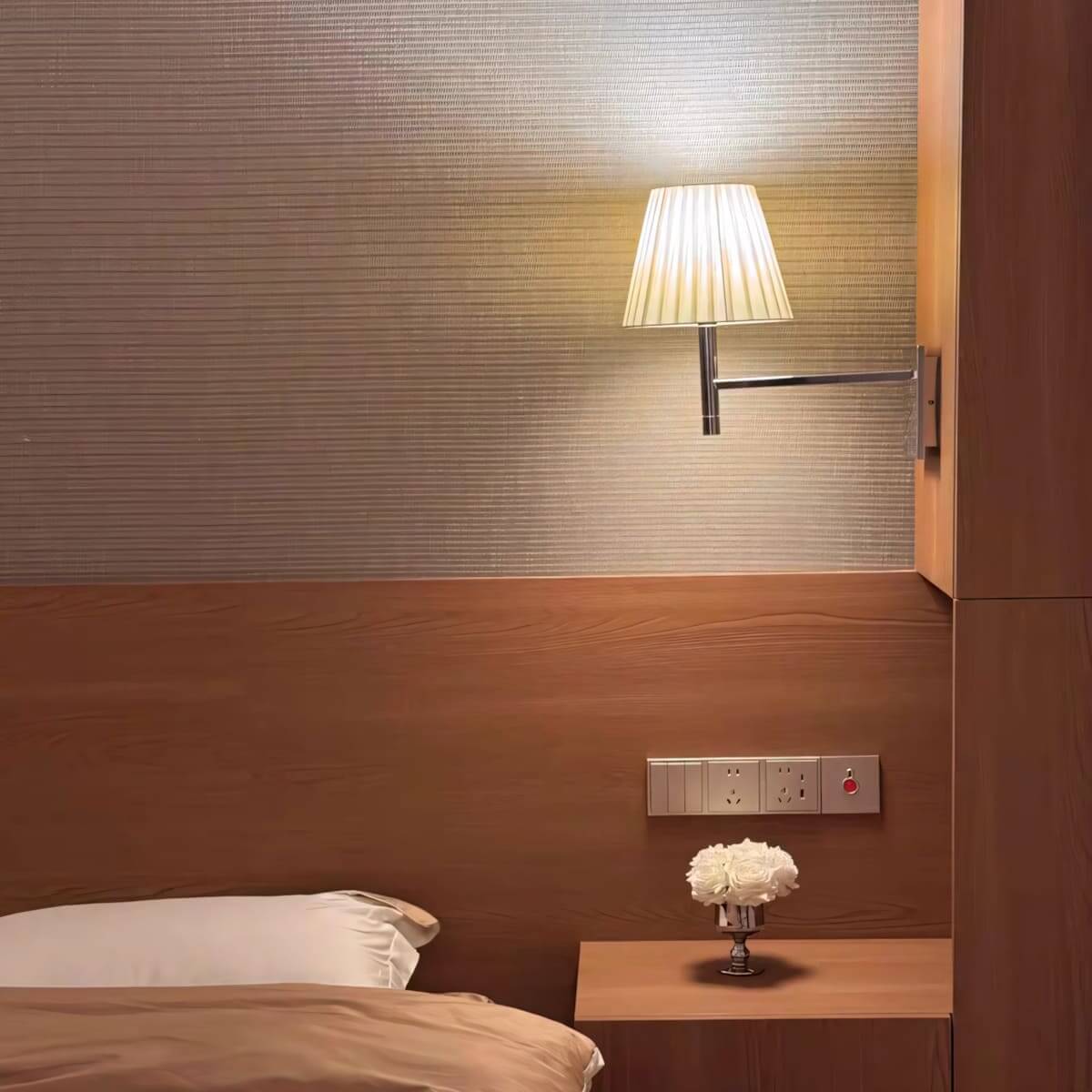 Zymera Wall Light