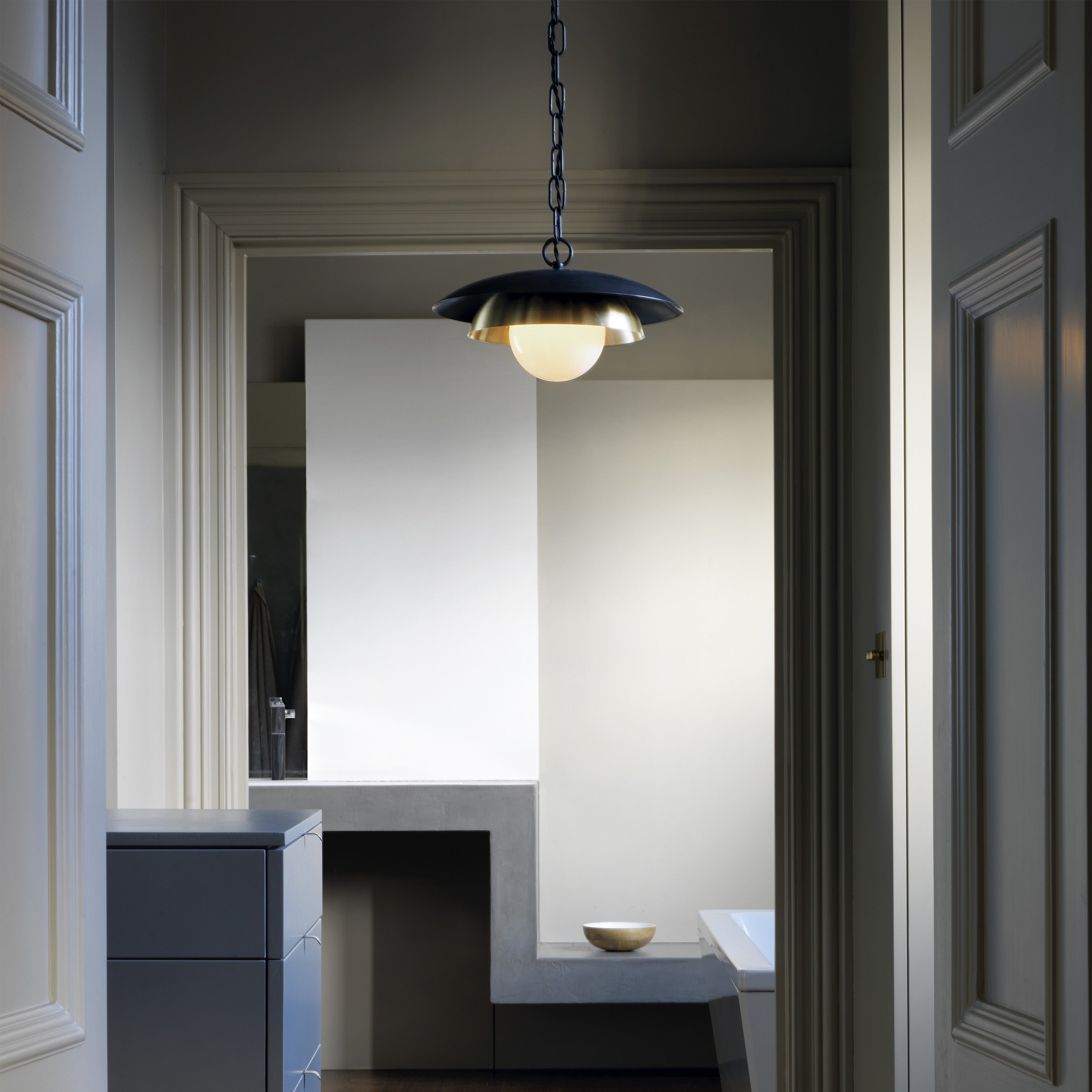 Carapace Flush Mount with Chain