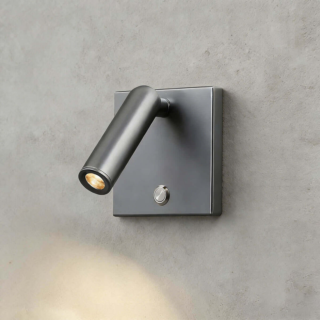 Cevro Wall Light
