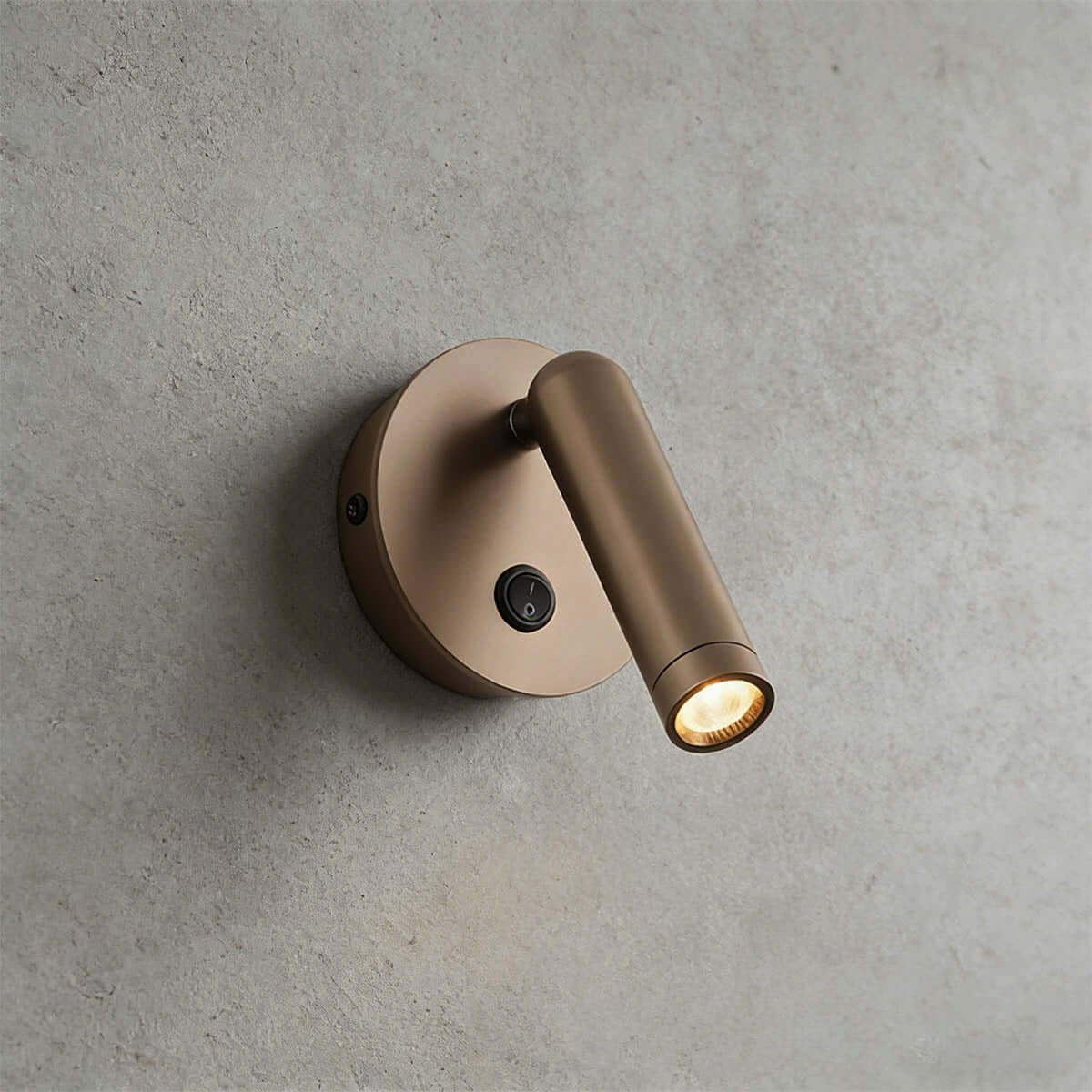 Dylok Wall Light