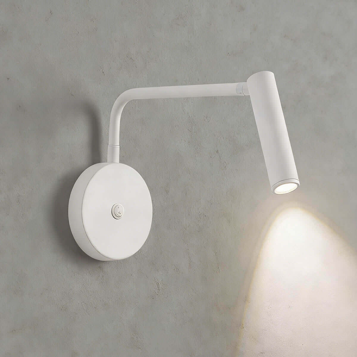 Dymor Wall Light