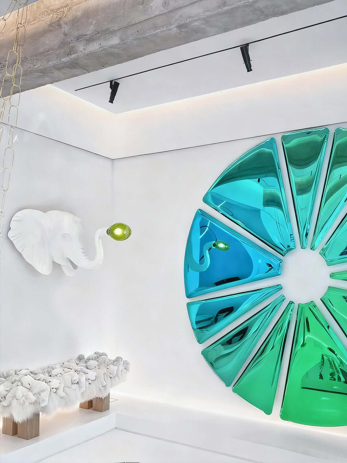 Elephant Sculpture Wall Lamp