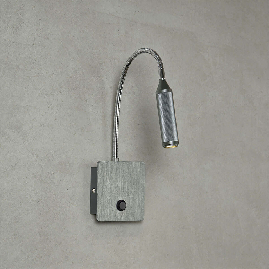 Fivon Wall Light