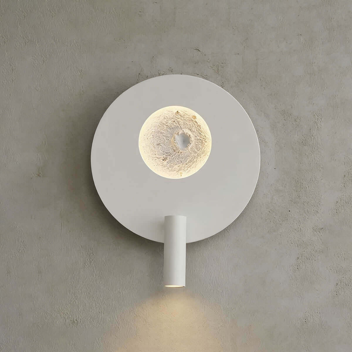 Kavon Wall Light