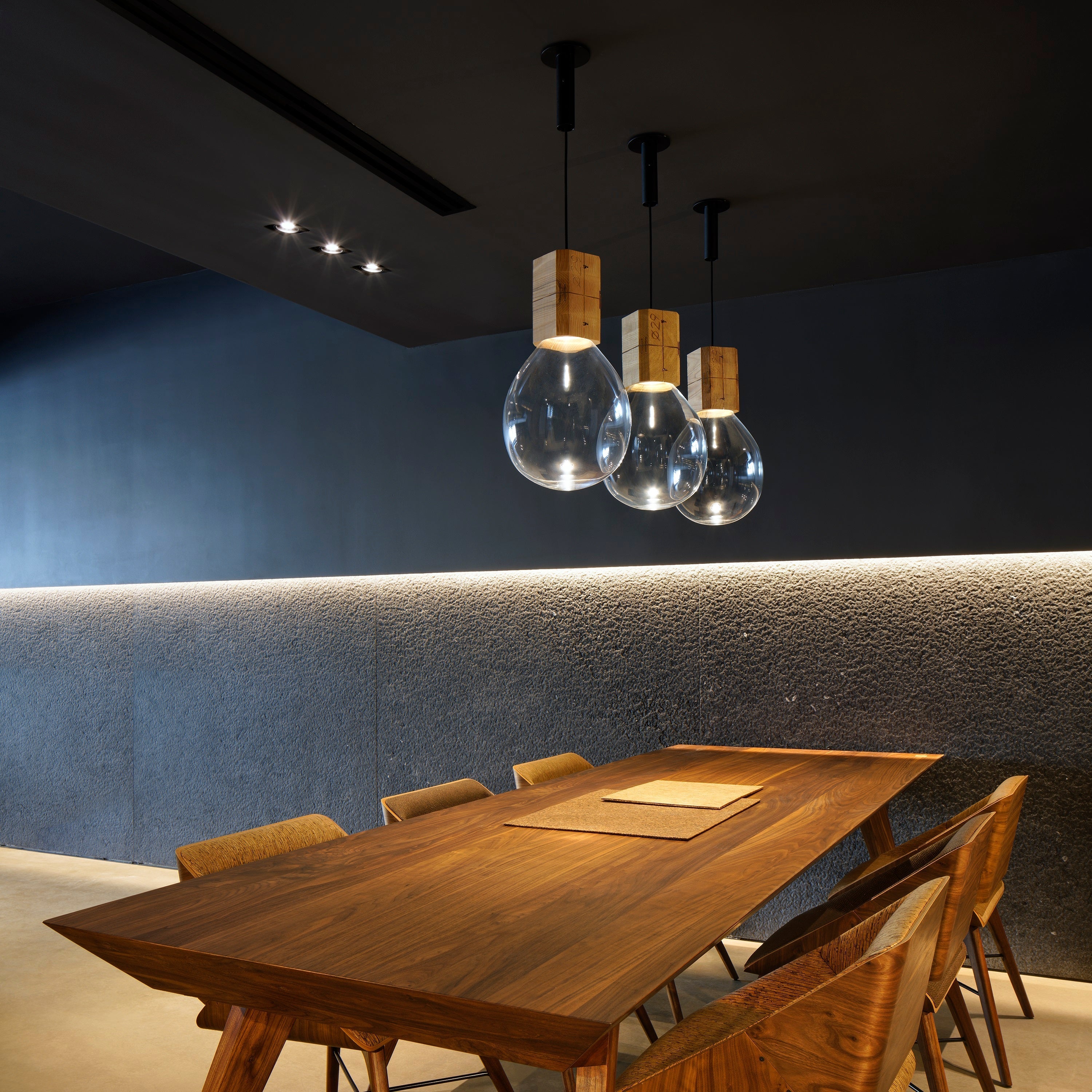 Moulds Pendant Light