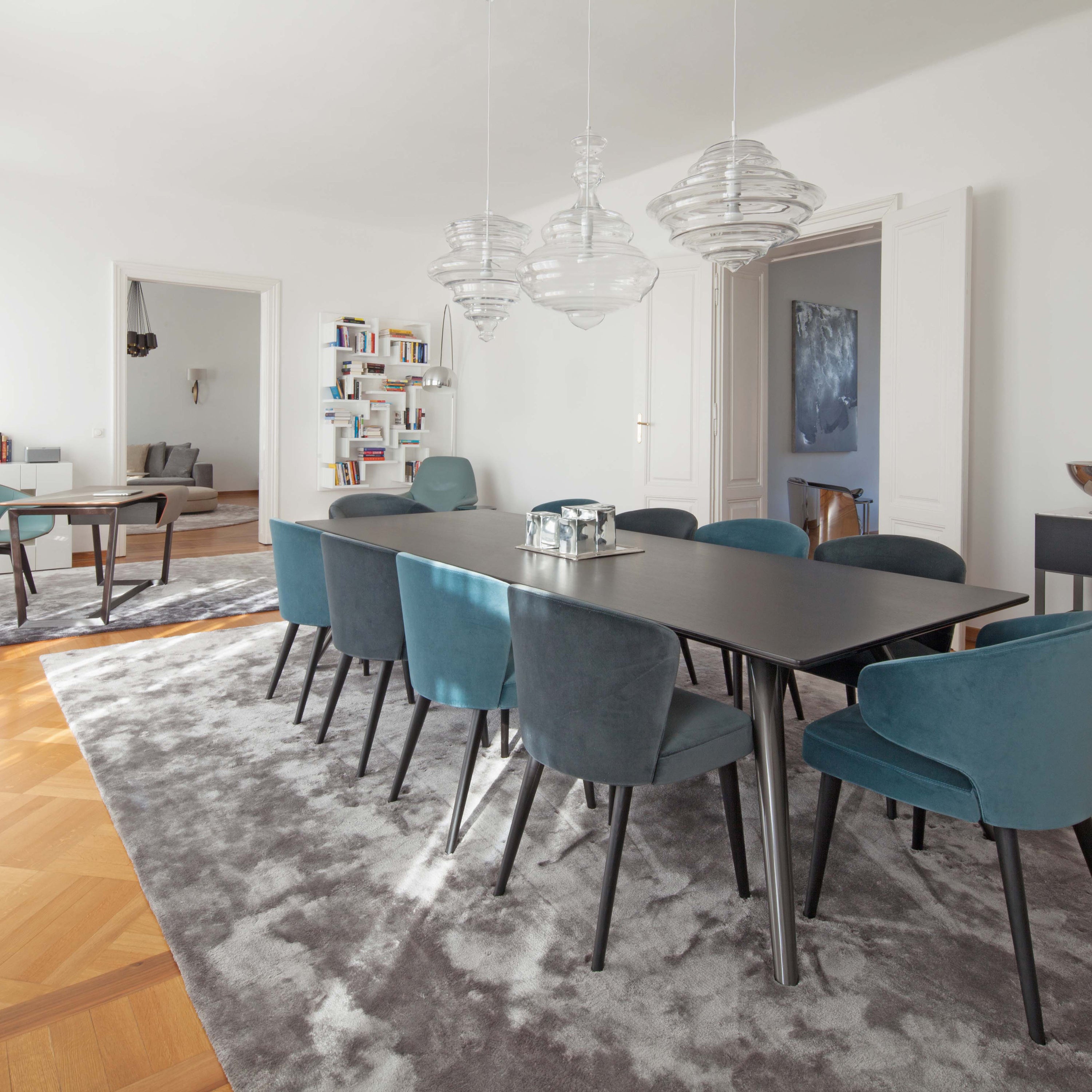 Neverending Glory La Scala Pendant Light