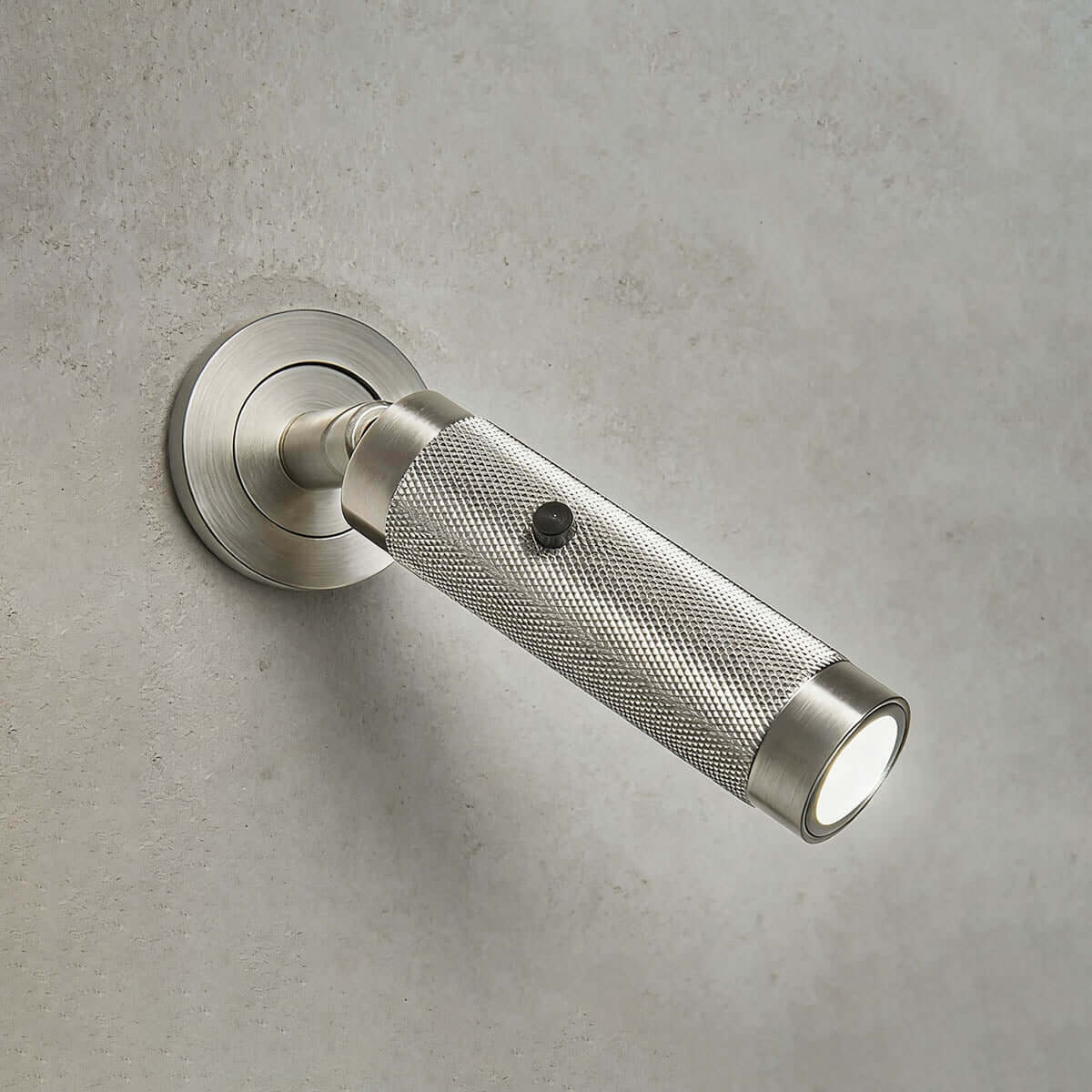 Luvon Wall Light