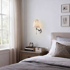 Lynar Wall Light