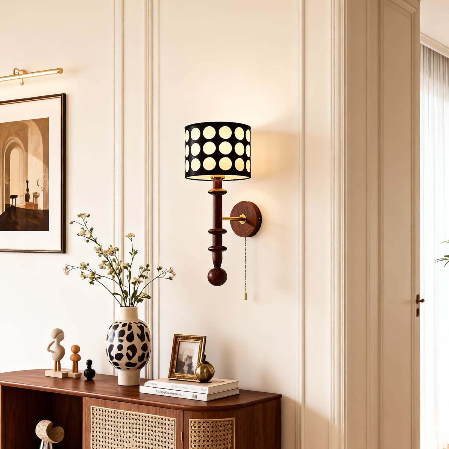 Navira Wall Lamp