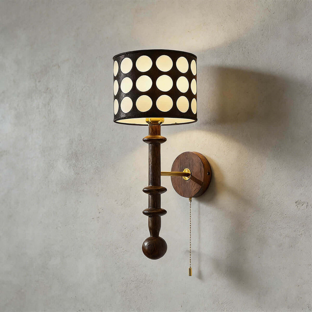 Navira Wall Lamp
