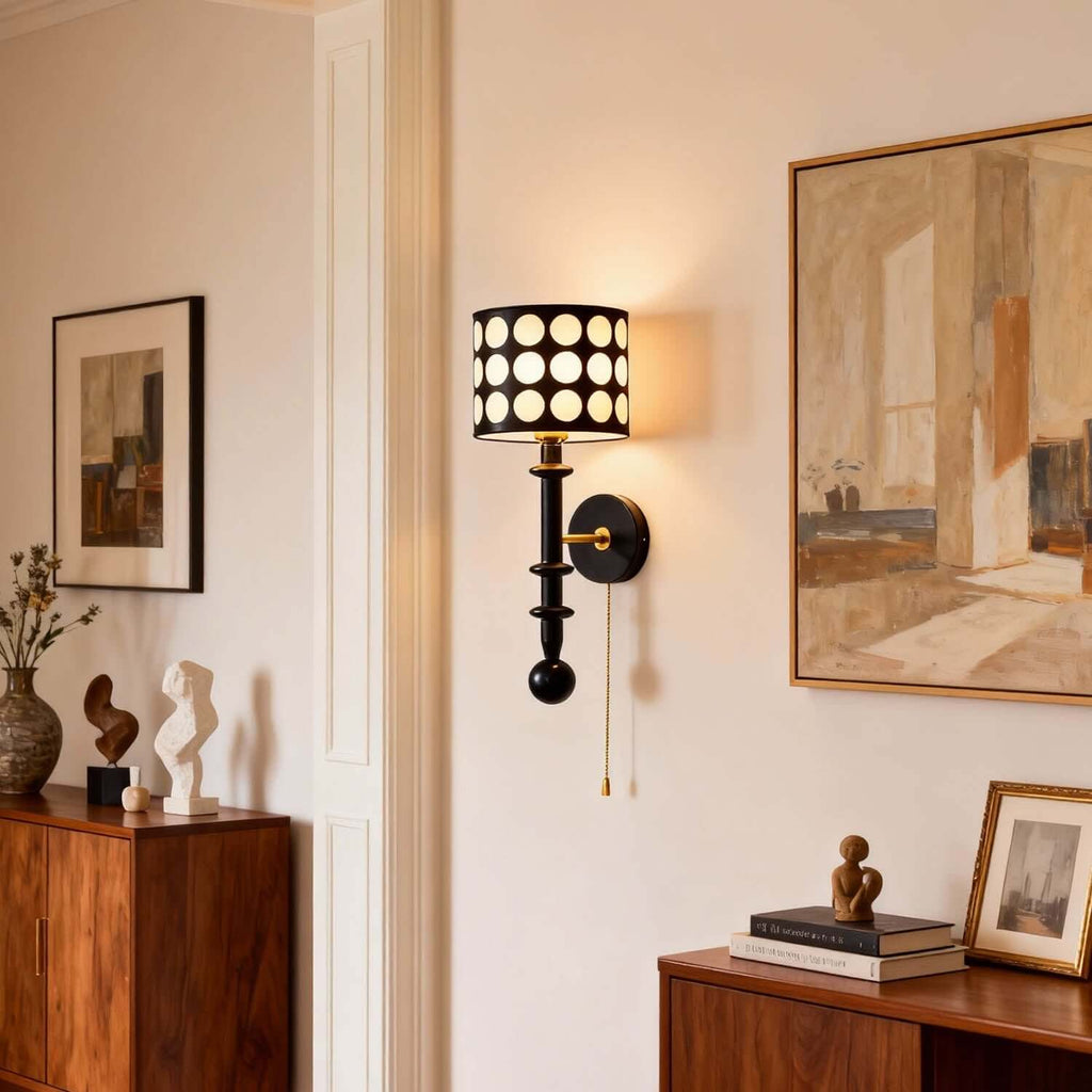 Navira Wall Lamp