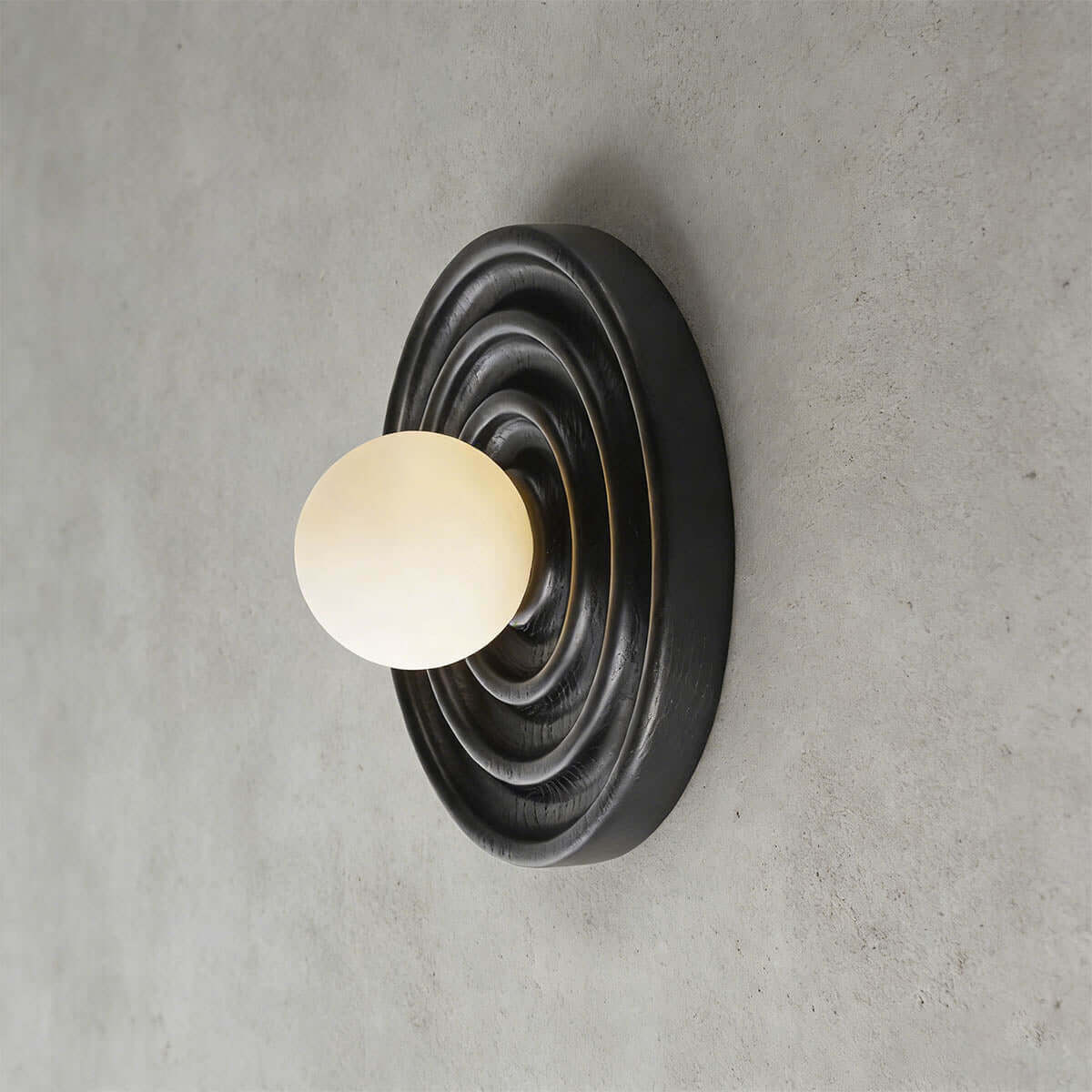 Nirelo Wall Lamp