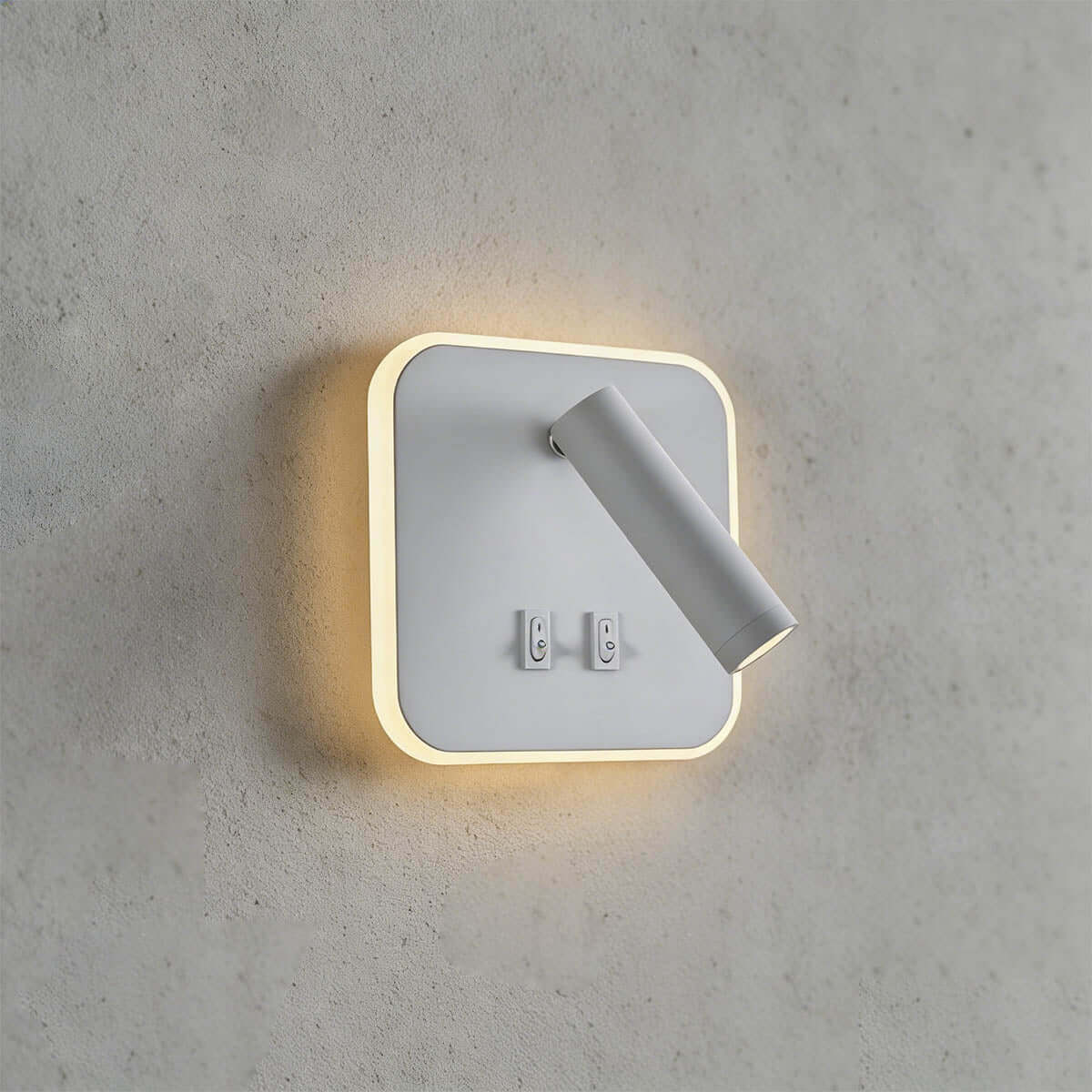 Qivol Wall Light