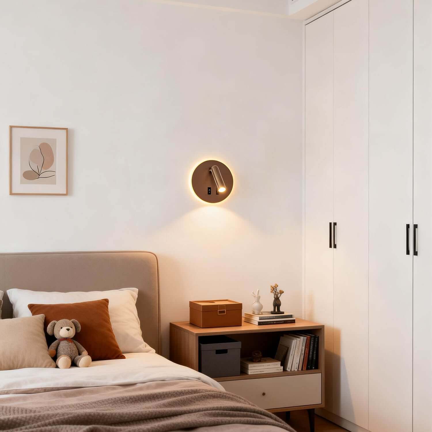 Rivol Wall Light